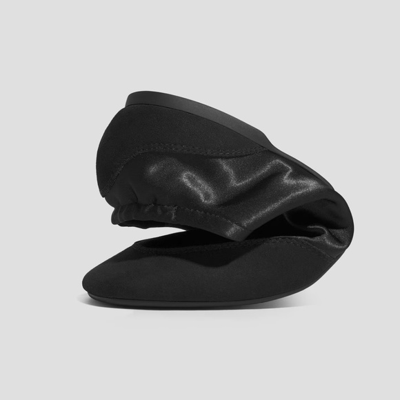 Vivaia Square-Toe Lace-Up Satin Sneakerina, Black - ballet flat. New - Picture 4 of 4